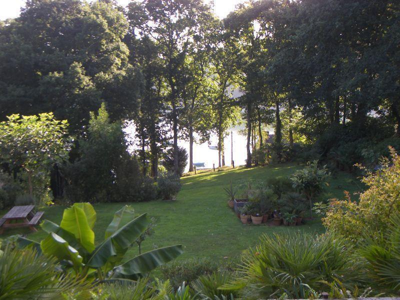 Un Jardin En Pente Douce Villa Locquenole Rom bilde